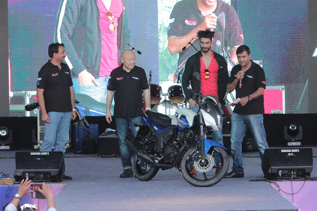 Yamaha SZ-RR Launched