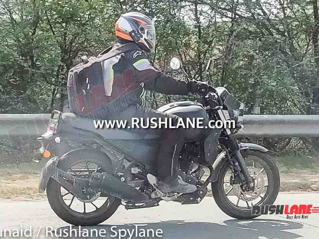 Yamaha XSR250 Spotted