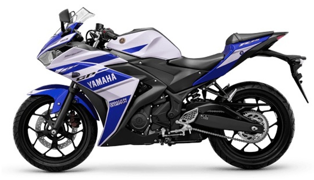 2015 Yamaha R25 Quick Look Review