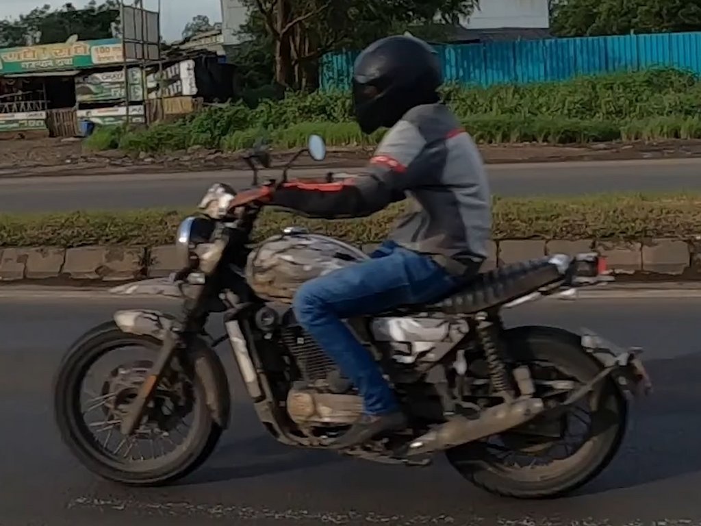 Yezdi Scrambler Spotted