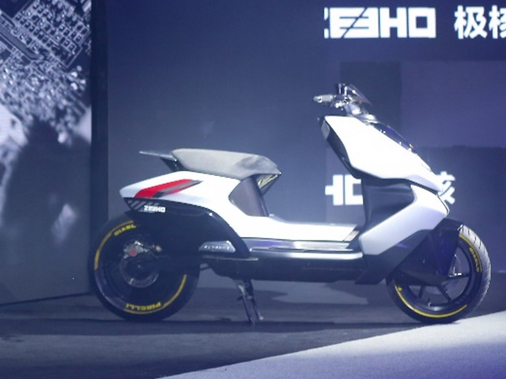Zeeho EV Brand Cyber Concept Side