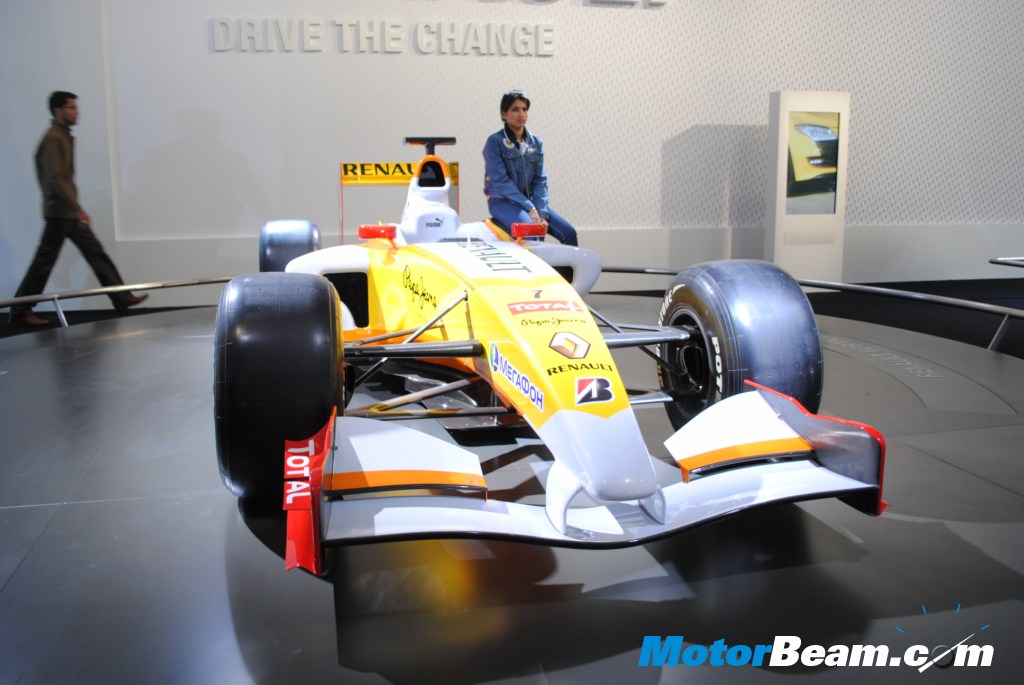 renault_f1_car